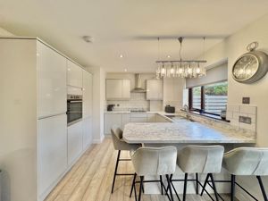 Photo 5- click for photo gallery